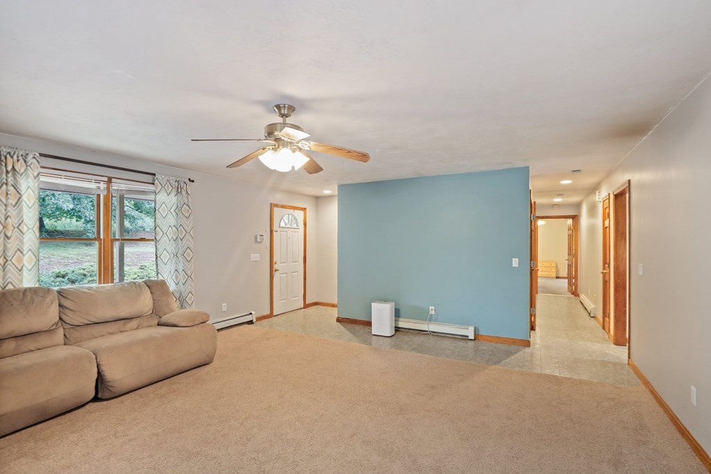 52 Hastings Road Spencer, MA 01562 - Photo 9 of 34 Gallery Image 9