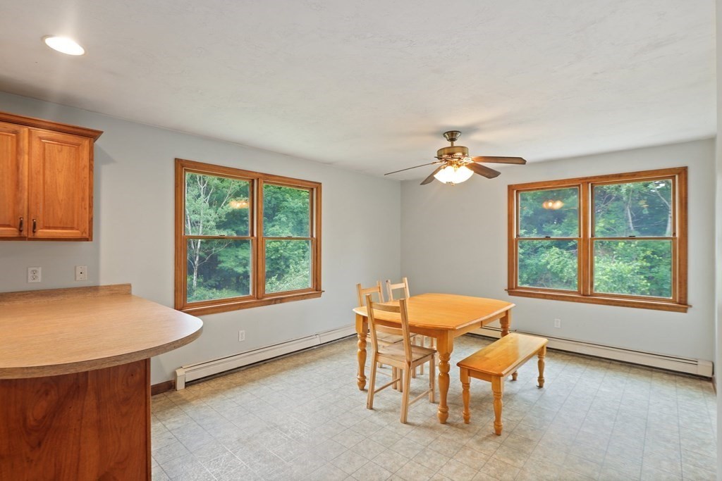 52 Hastings Road Spencer, MA 01562 - Photo 10 of 34 Gallery Image 10