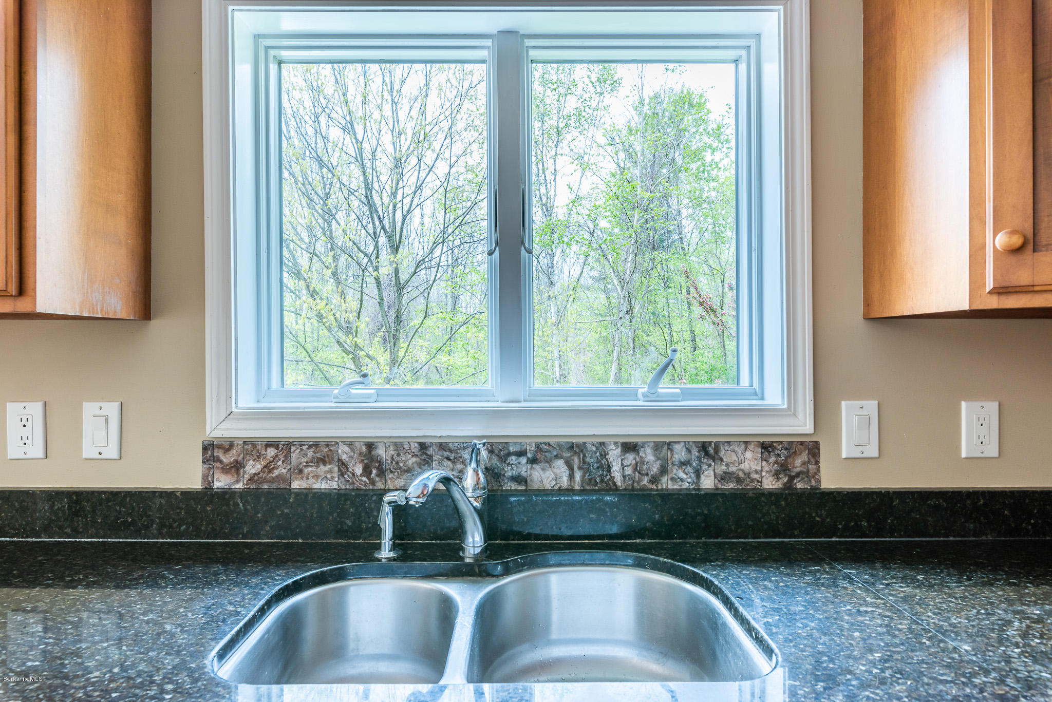 1080 Lenox Road Richmond, MA 01254 - Photo 15 of 30 Kitchen view
