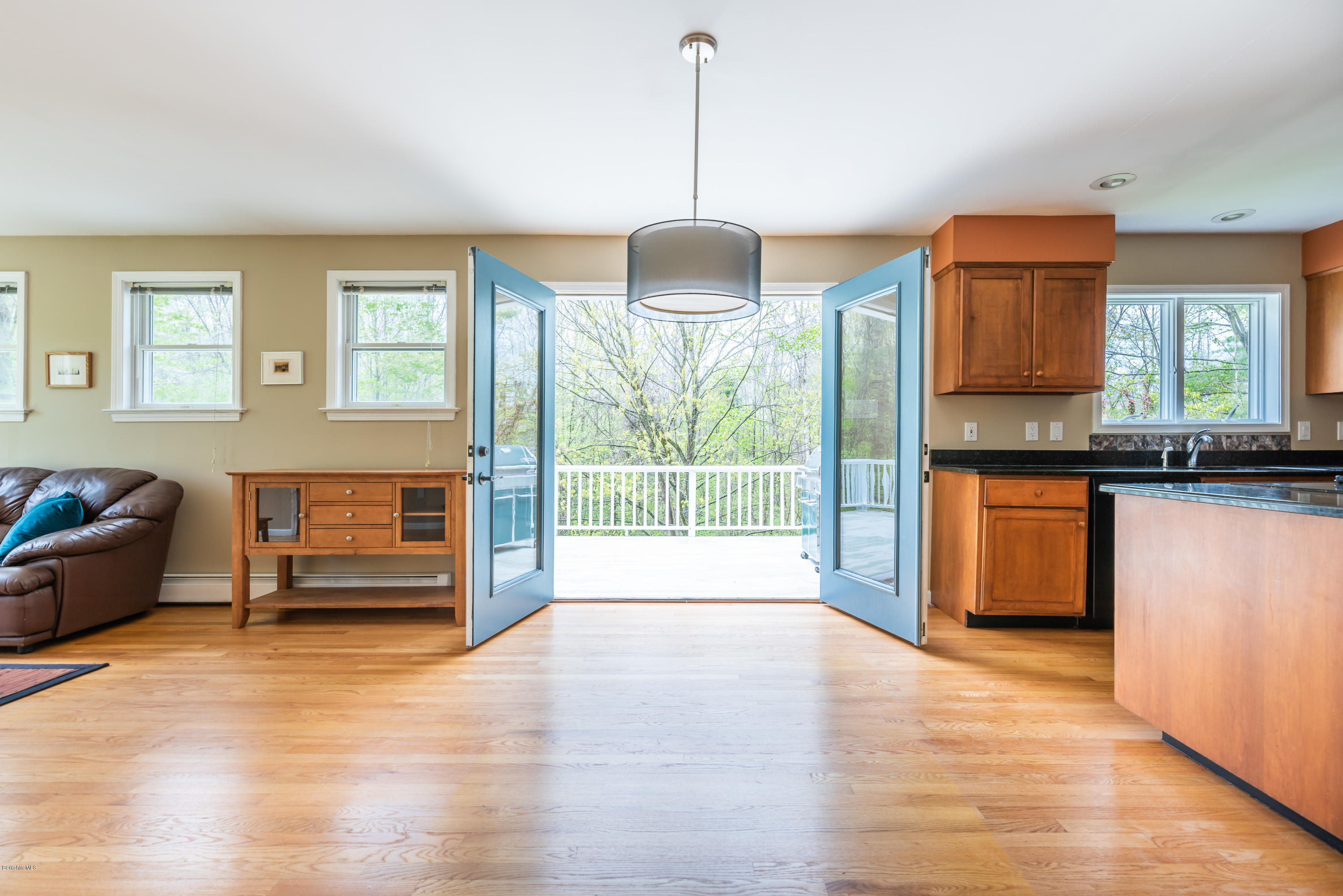 1080 Lenox Road Richmond, MA 01254 - Photo 16 of 30 Dining area