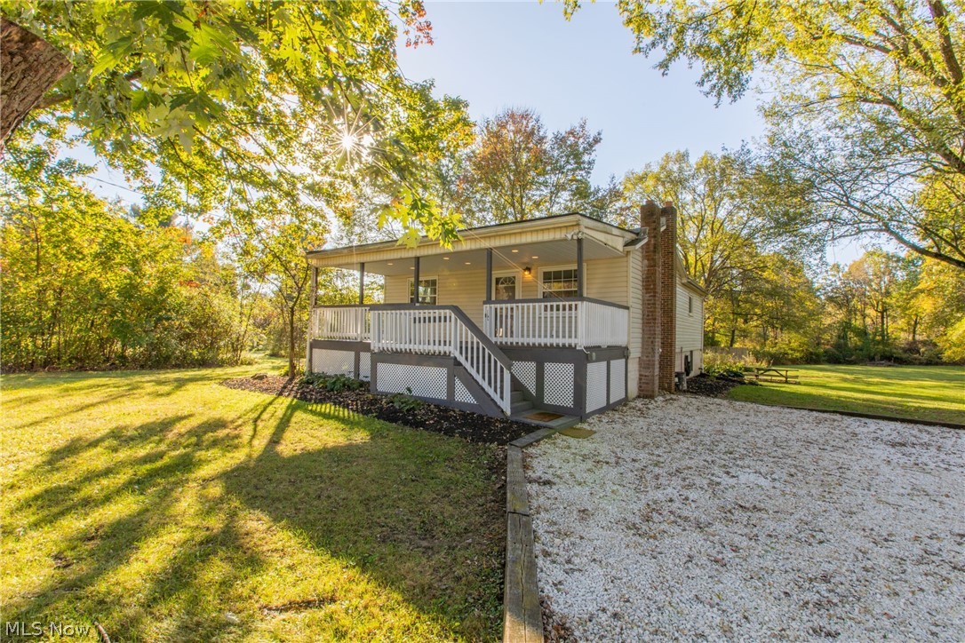 3028 Kendall Road Akron, OH 44321 - Photo 3 of 34