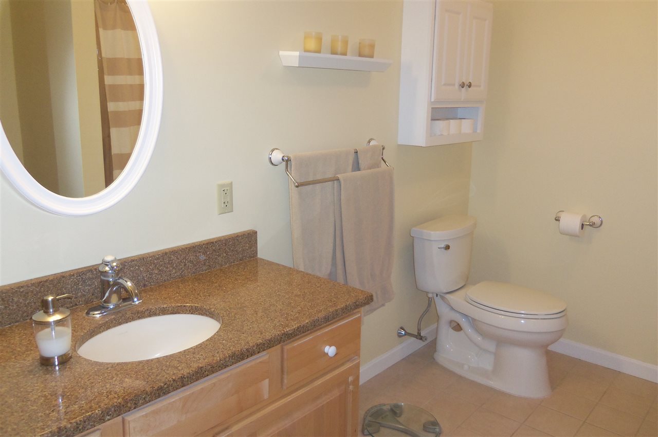 118 Secretariat Way, Unit 216 Rochester, NH 03867 - Photo 8 of 20