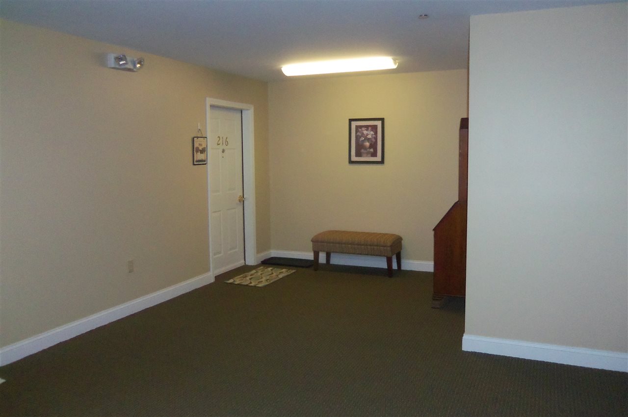 118 Secretariat Way, Unit 216 Rochester, NH 03867 - Photo 10 of 20