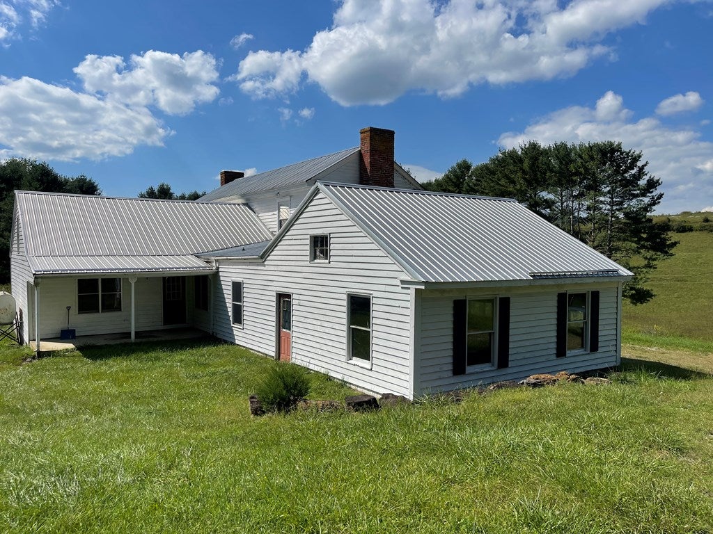 616 Stillwell Road Draper, VA 24324 - Photo 22 of 33 Gallery Image 22