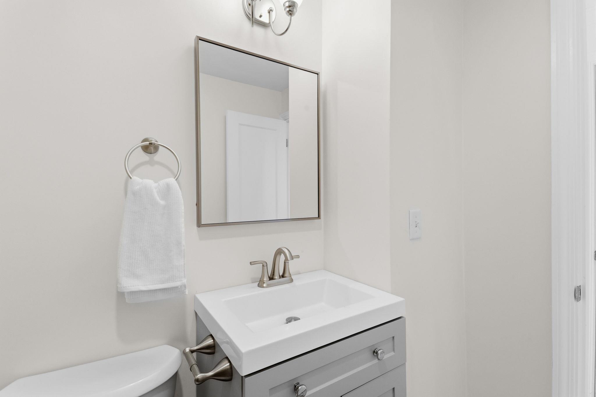87 St Marie Street Manchester, NH 03102 - Photo 23 of 50