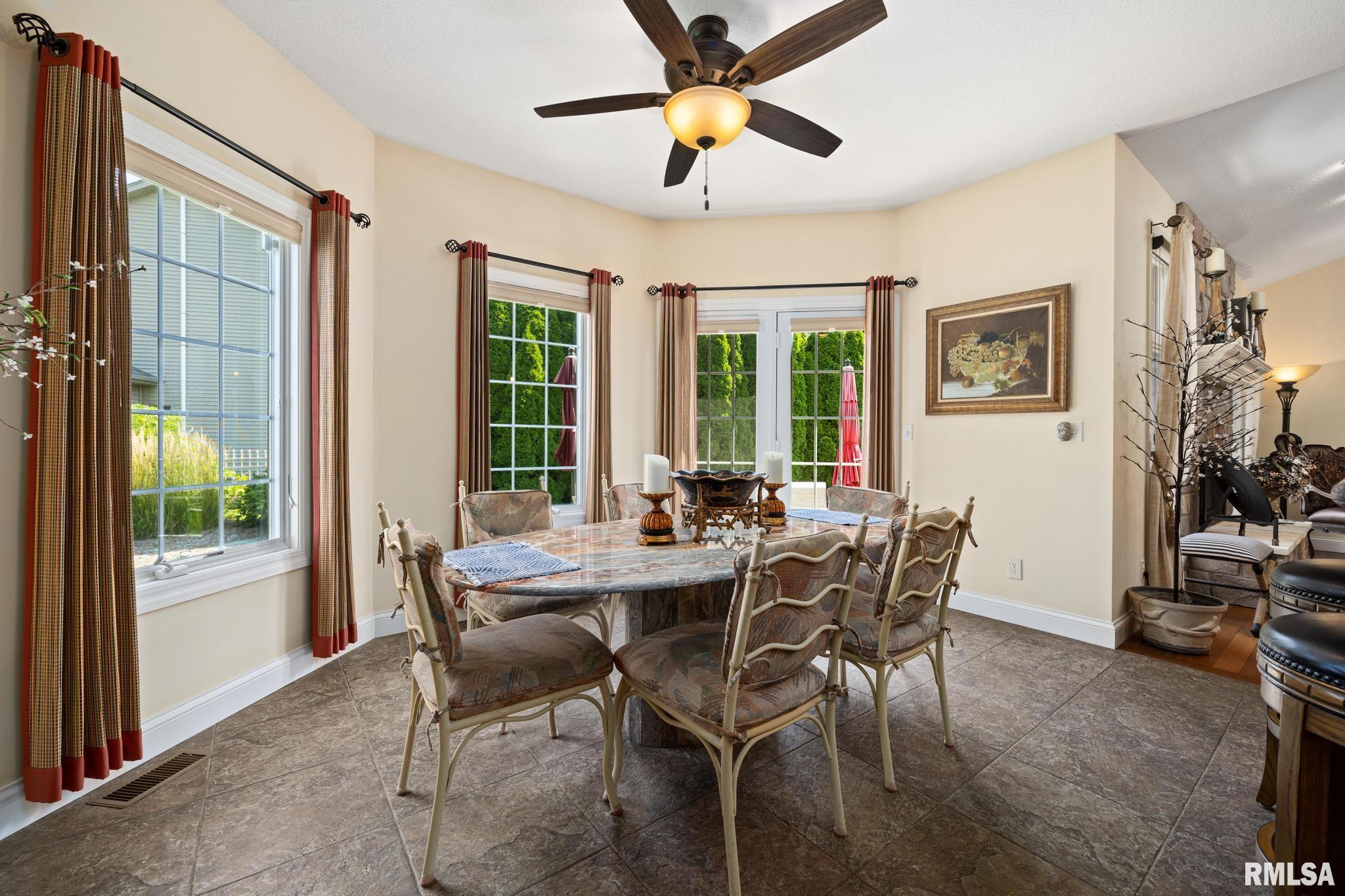 10814 North Trailside Lane Dunlap, IL 61525 - Photo 12 of 52