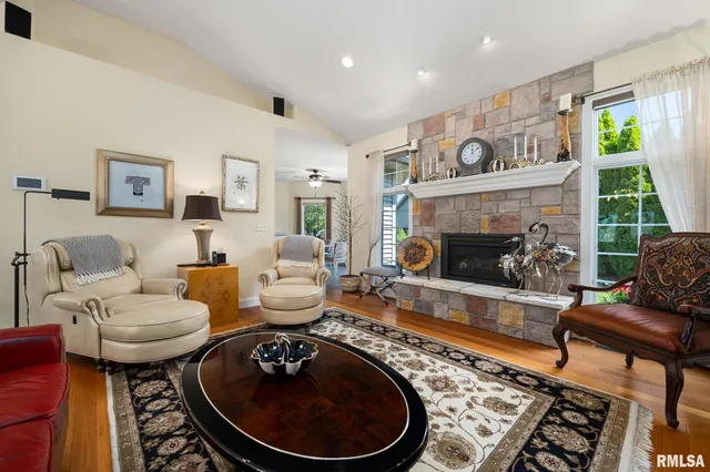 $515,000 | 10814 North Trailside Lane, Dunlap, IL 61525