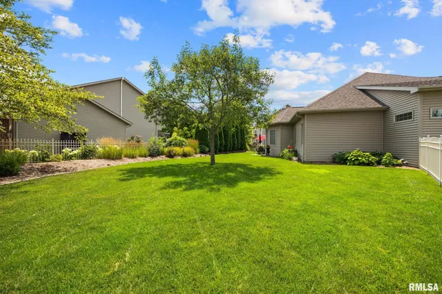 $515,000 | 10814 North Trailside Lane, Dunlap, IL 61525