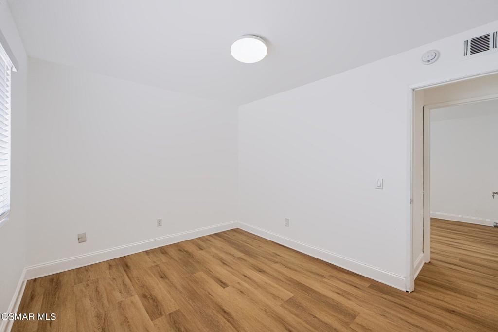 510 Spring Road, Unit 120 Moorpark, CA 93021 - Photo 30 of 49 031_images_0031_102