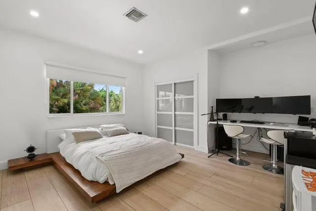 $50,000 | 3410 North Flagler Drive, West Palm Beach, FL 33407