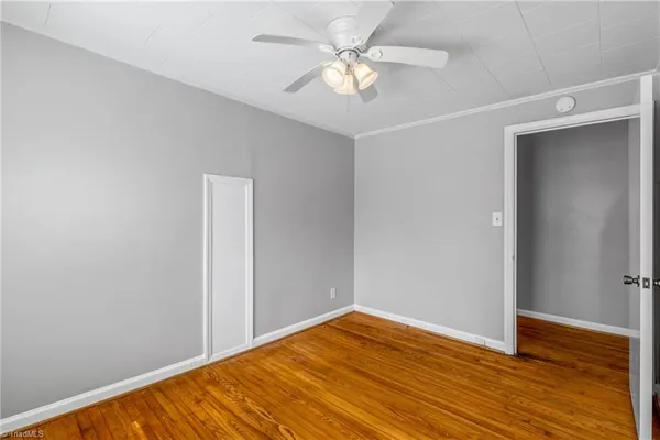 $1,350 | 718 South Elam Avenue, Greensboro, NC 27403