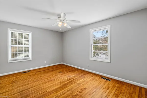 $1,350 | 718 South Elam Avenue, Greensboro, NC 27403