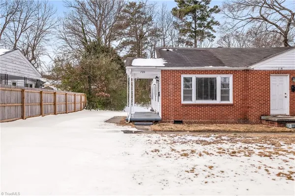$1,350 | 718 South Elam Avenue, Greensboro, NC 27403