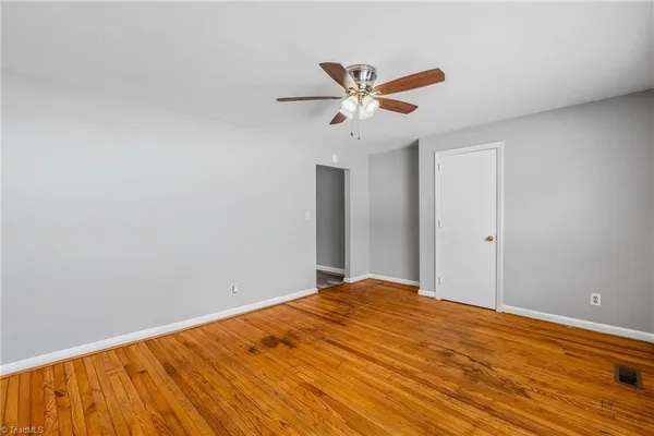 $1,350 | 718 South Elam Avenue, Greensboro, NC 27403