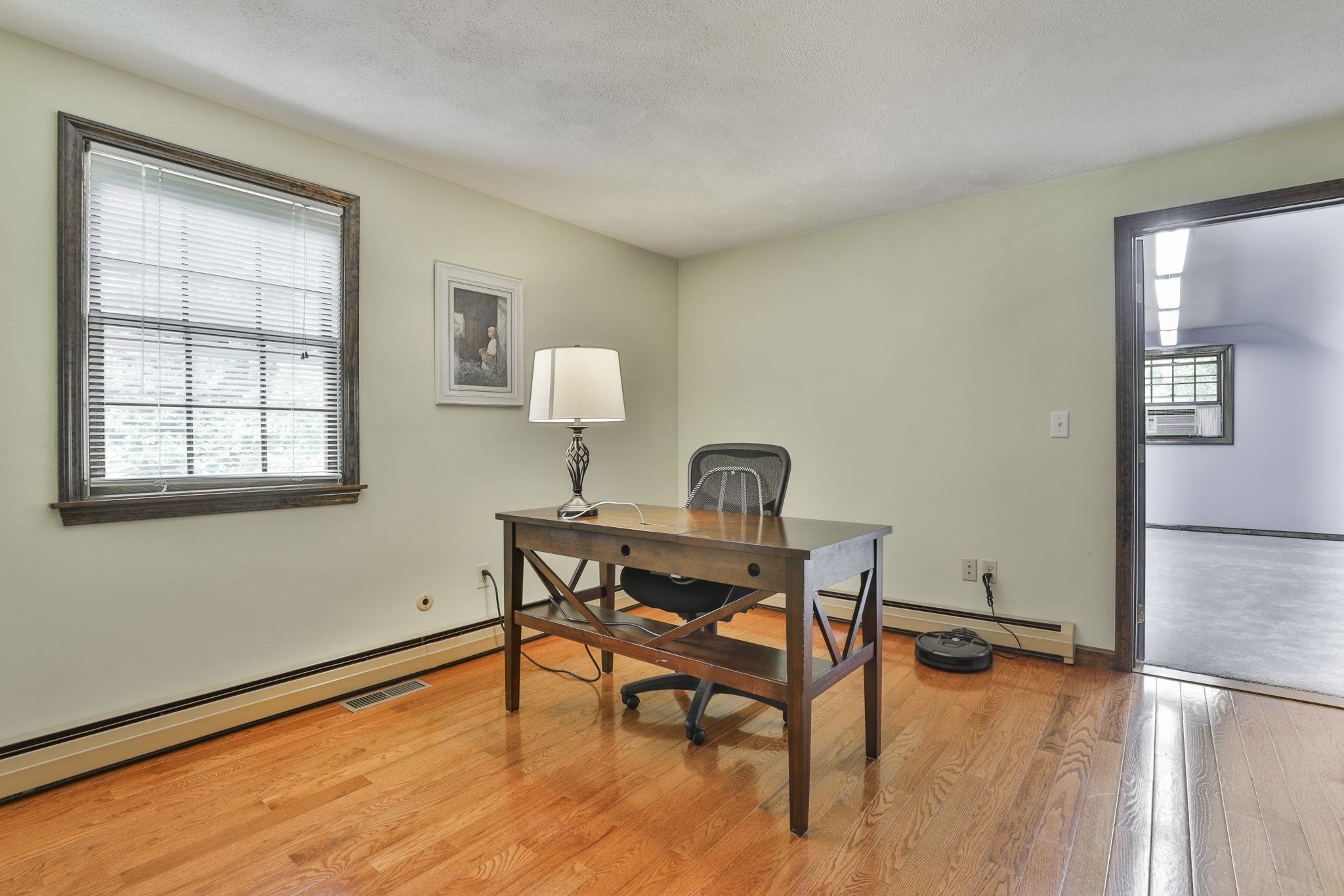 11 Grandview Road Windham, NH 03087 - Photo 16 of 40