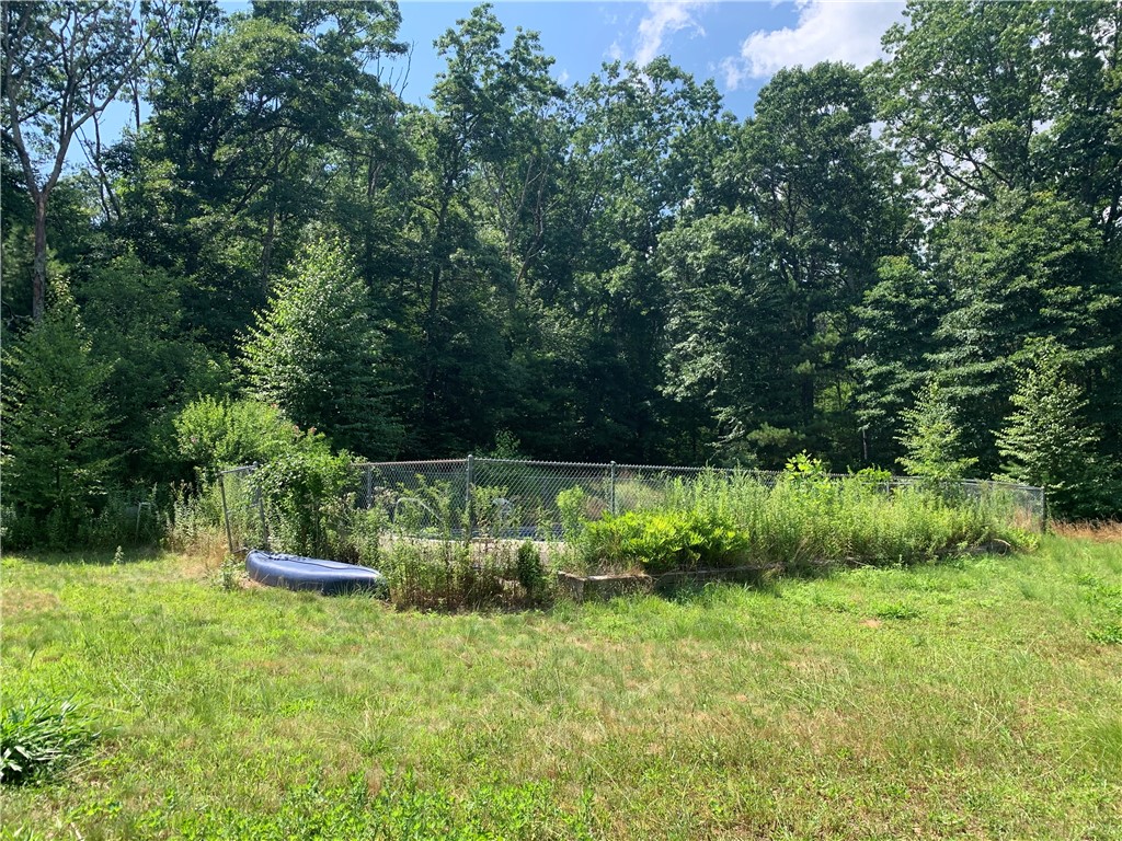 135 Old Voluntown Road Exeter, RI 02822 - Photo 11 of 33