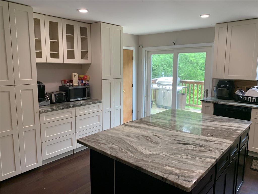 135 Old Voluntown Road Exeter, RI 02822 - Photo 12 of 33