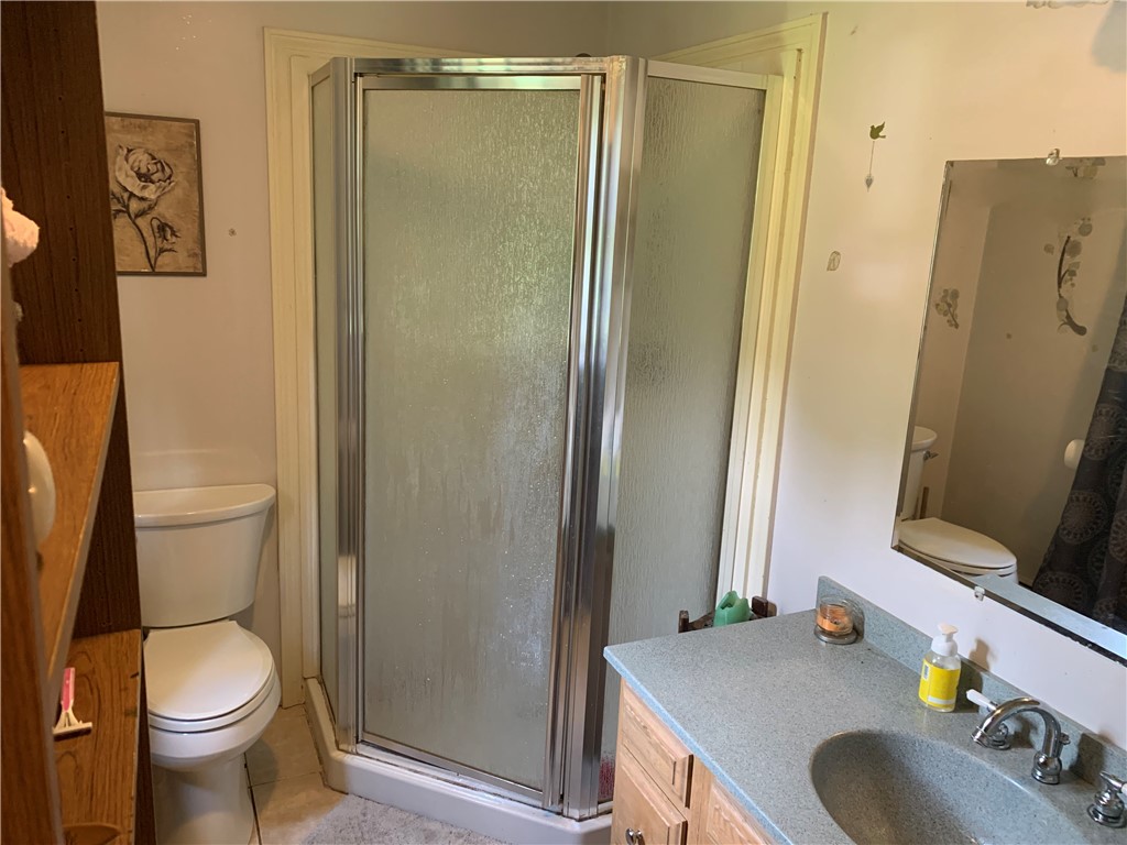 135 Old Voluntown Road Exeter, RI 02822 - Photo 18 of 33