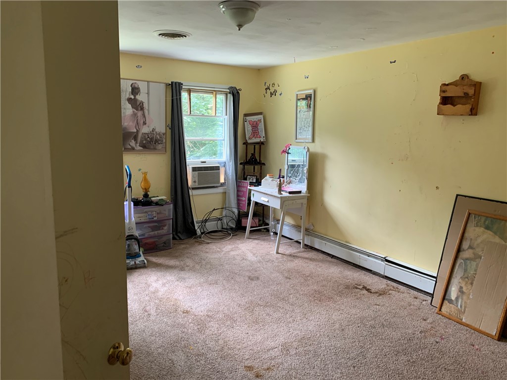 135 Old Voluntown Road Exeter, RI 02822 - Photo 20 of 33