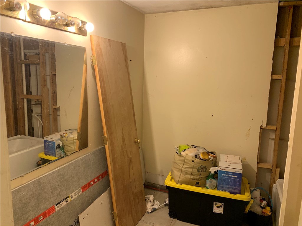 135 Old Voluntown Road Exeter, RI 02822 - Photo 24 of 33