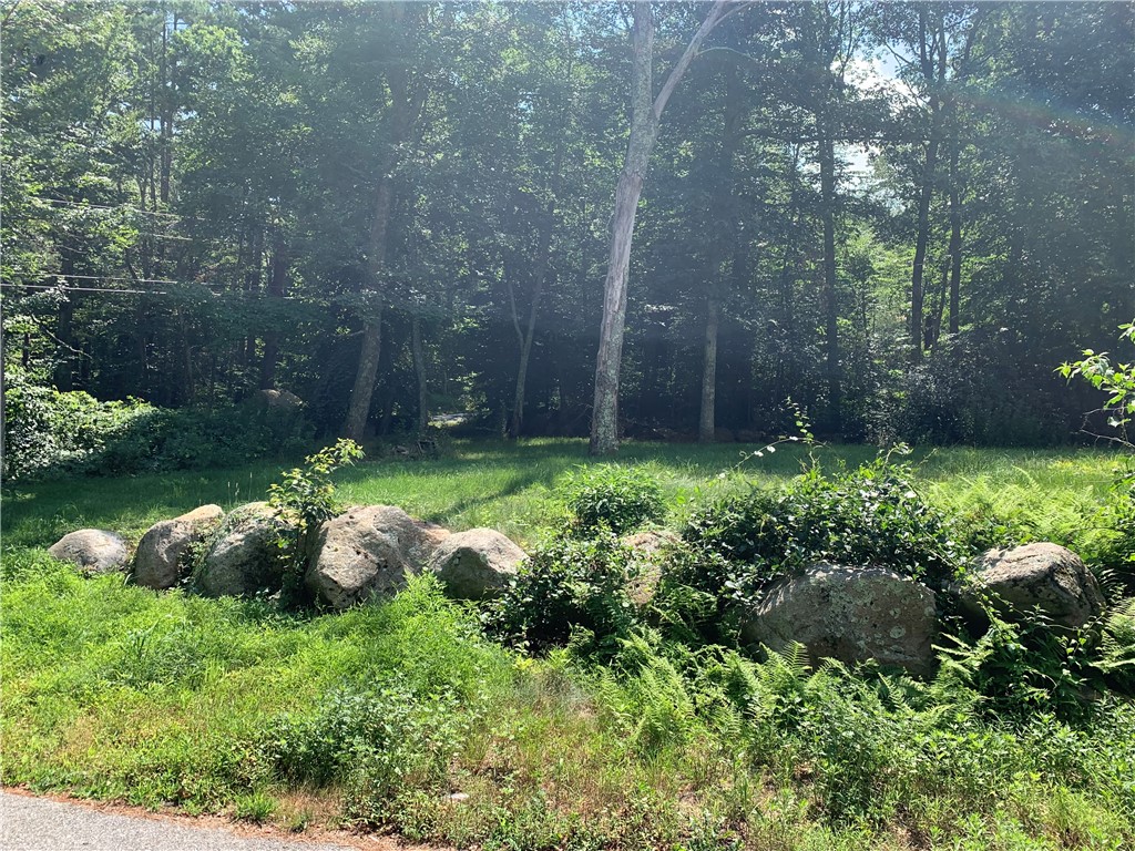 135 Old Voluntown Road Exeter, RI 02822 - Photo 6 of 33