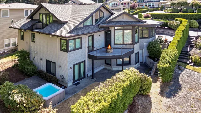 $990,000 | 1207 Adams Street, Steilacoom, WA 98388