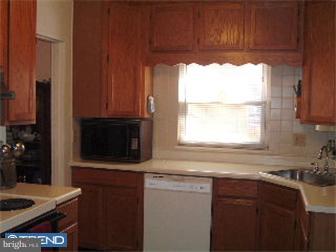 3008 Byberry Road Philadelphia, PA 19154 - Photo 4 of 10 Kitchen