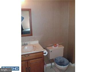 3008 Byberry Road Philadelphia, PA 19154 - Photo 7 of 10 Bathroom