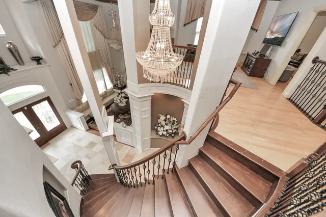 a view of an entryway