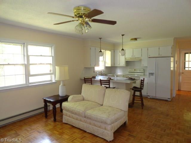 410 Heitman Road Thomasville, NC 27360 - Photo 14 of 20 Gallery Image 14
