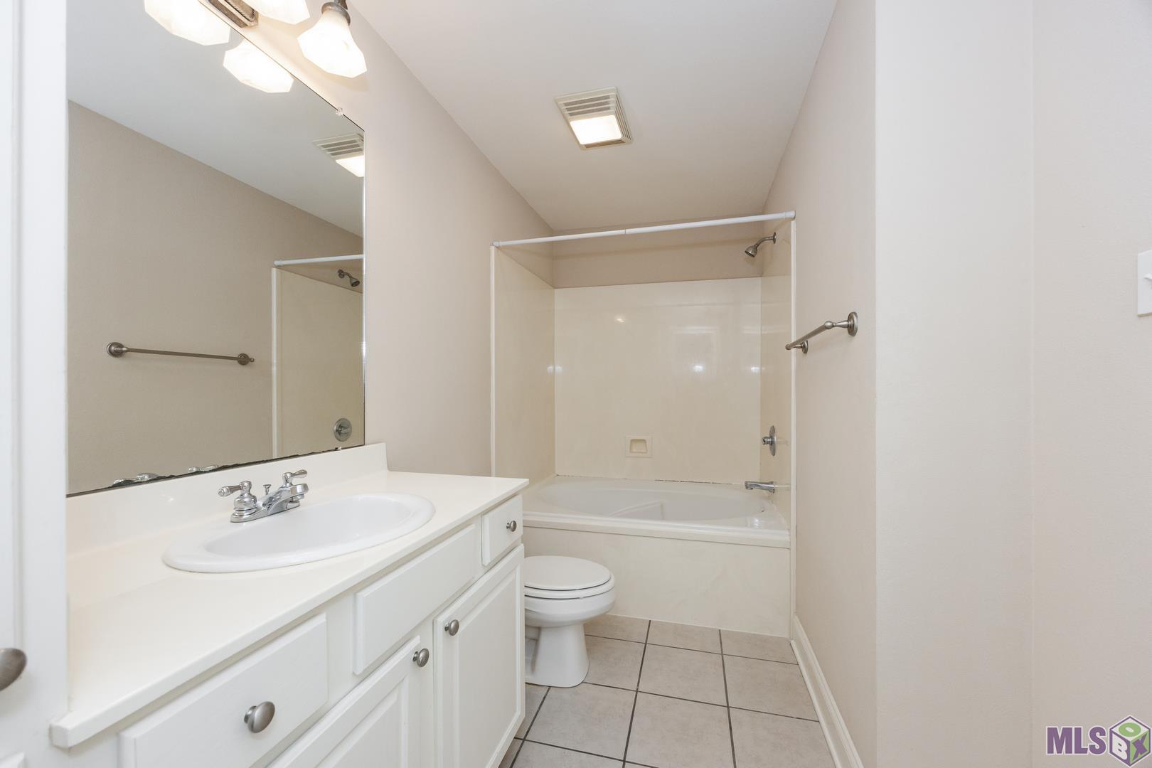 3328 Lake Street, Unit C Baton Rouge, LA 70802 - Photo 14 of 20