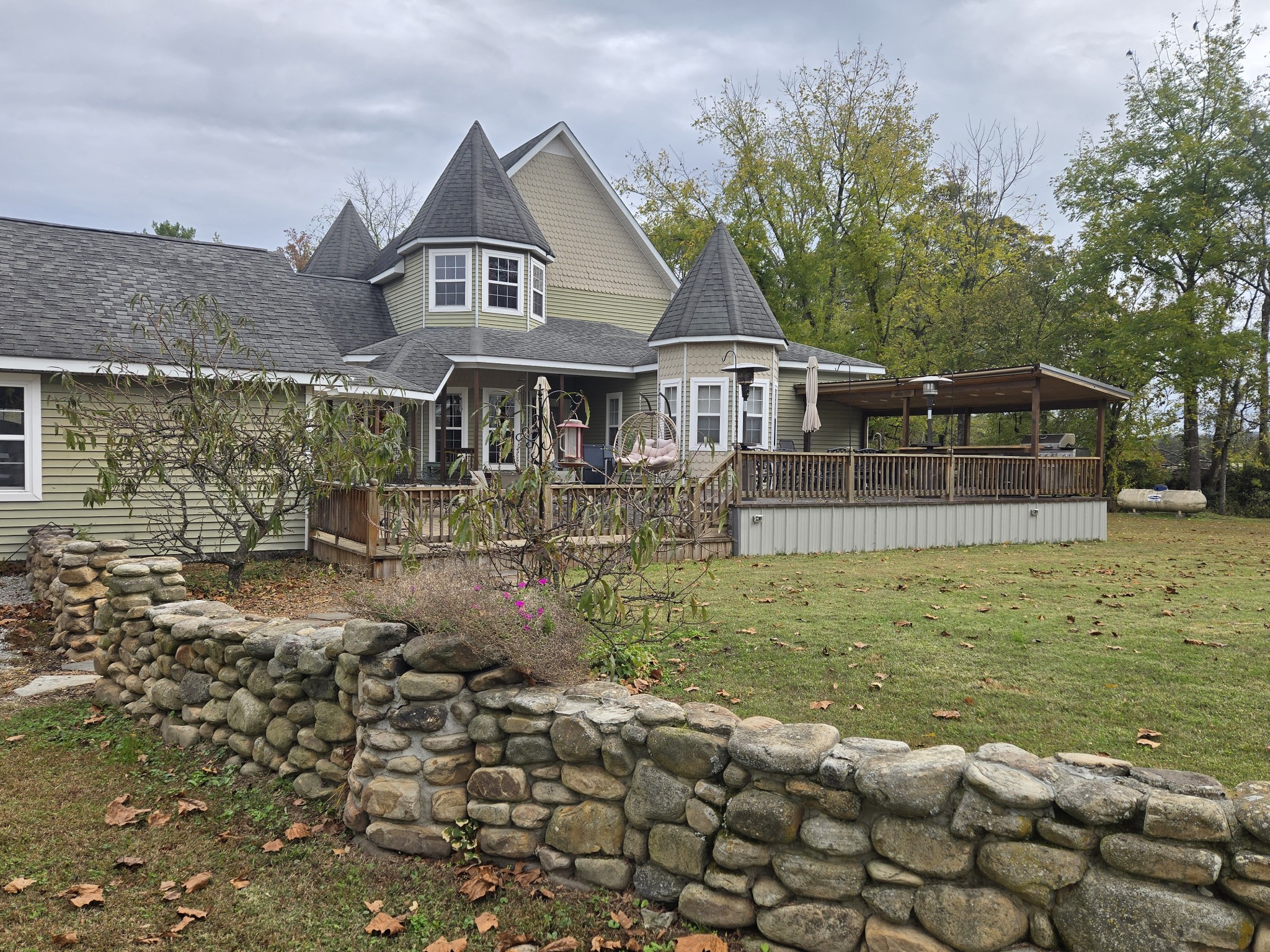 774 Sherrell Road Hillsboro, TN 37342 - Photo 25 of 70 a front view of a house with a yard