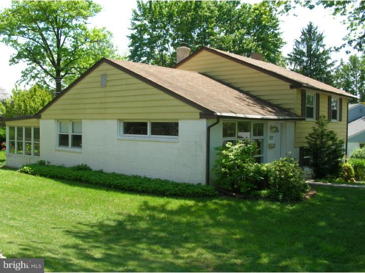 121 Locust Avenue Springfield, PA 19064 - Photo 24 of 24 Exterior Side