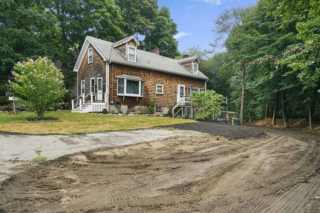 16 Hayes Road Hingham, MA 02043 - Photo 6 of 16 Gallery Image 6