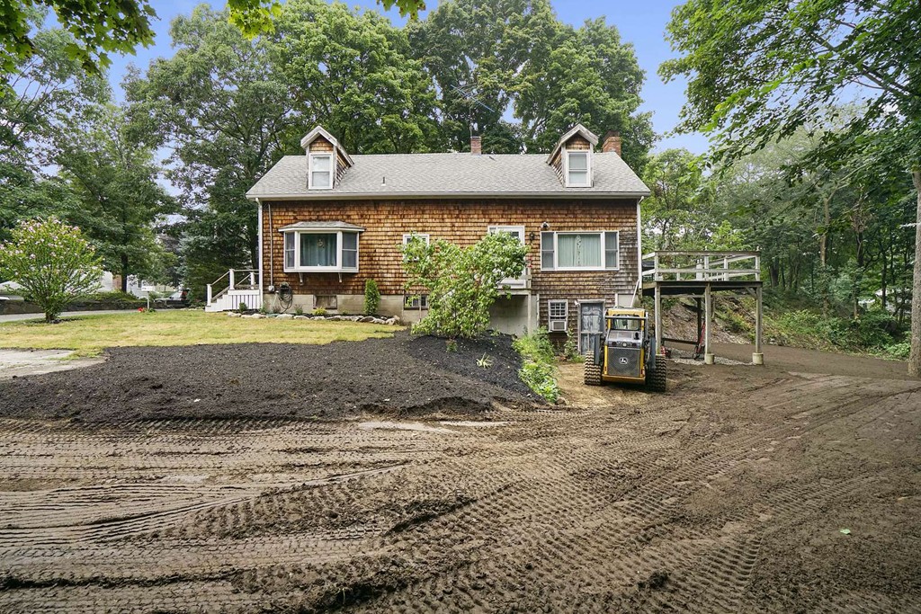 16 Hayes Road Hingham, MA 02043 - Photo 8 of 16 Gallery Image 8
