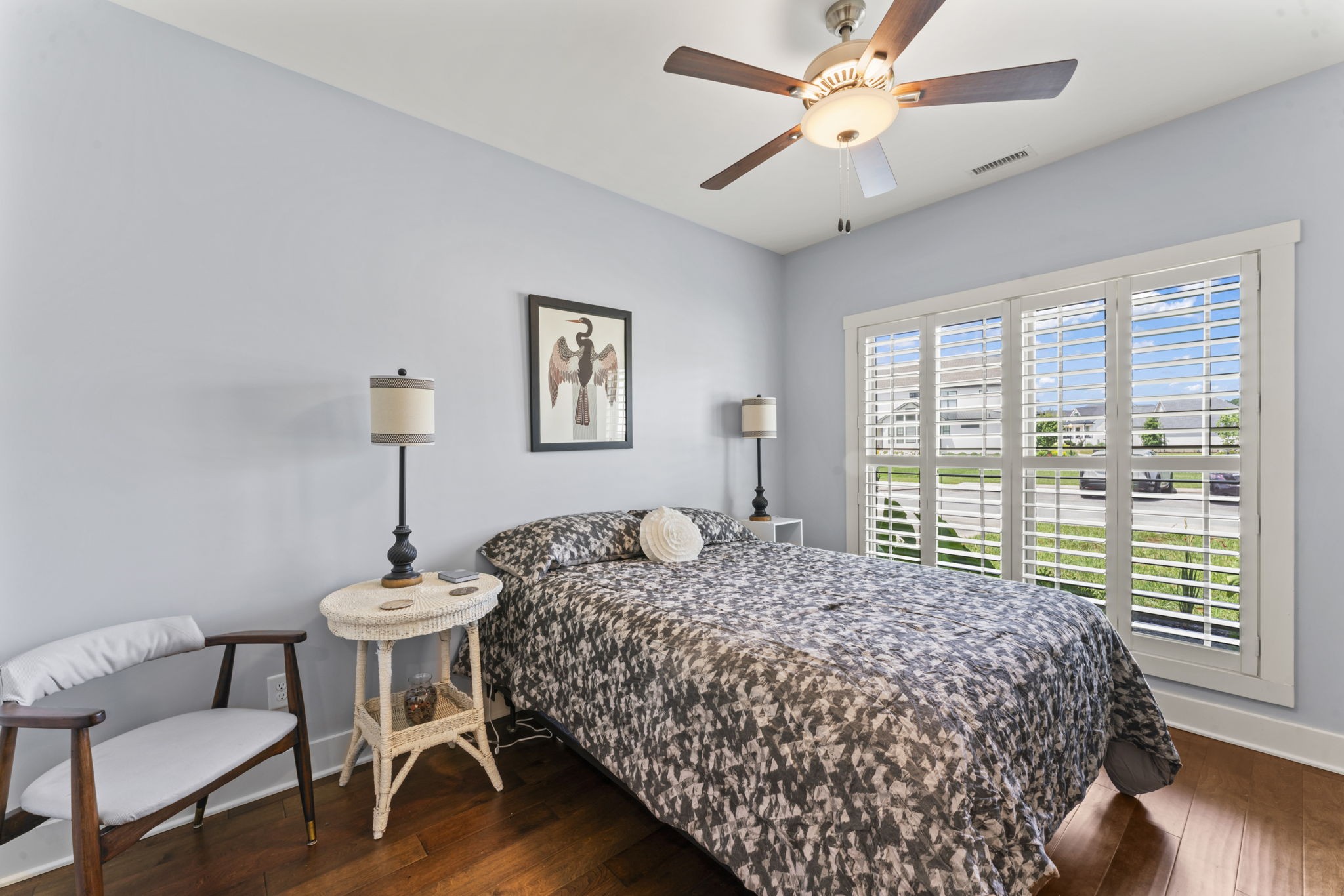 160 ANDERTON Drive Winchester, TN 37398 - Photo 25 of 41 a bedroom with a bed and a table
