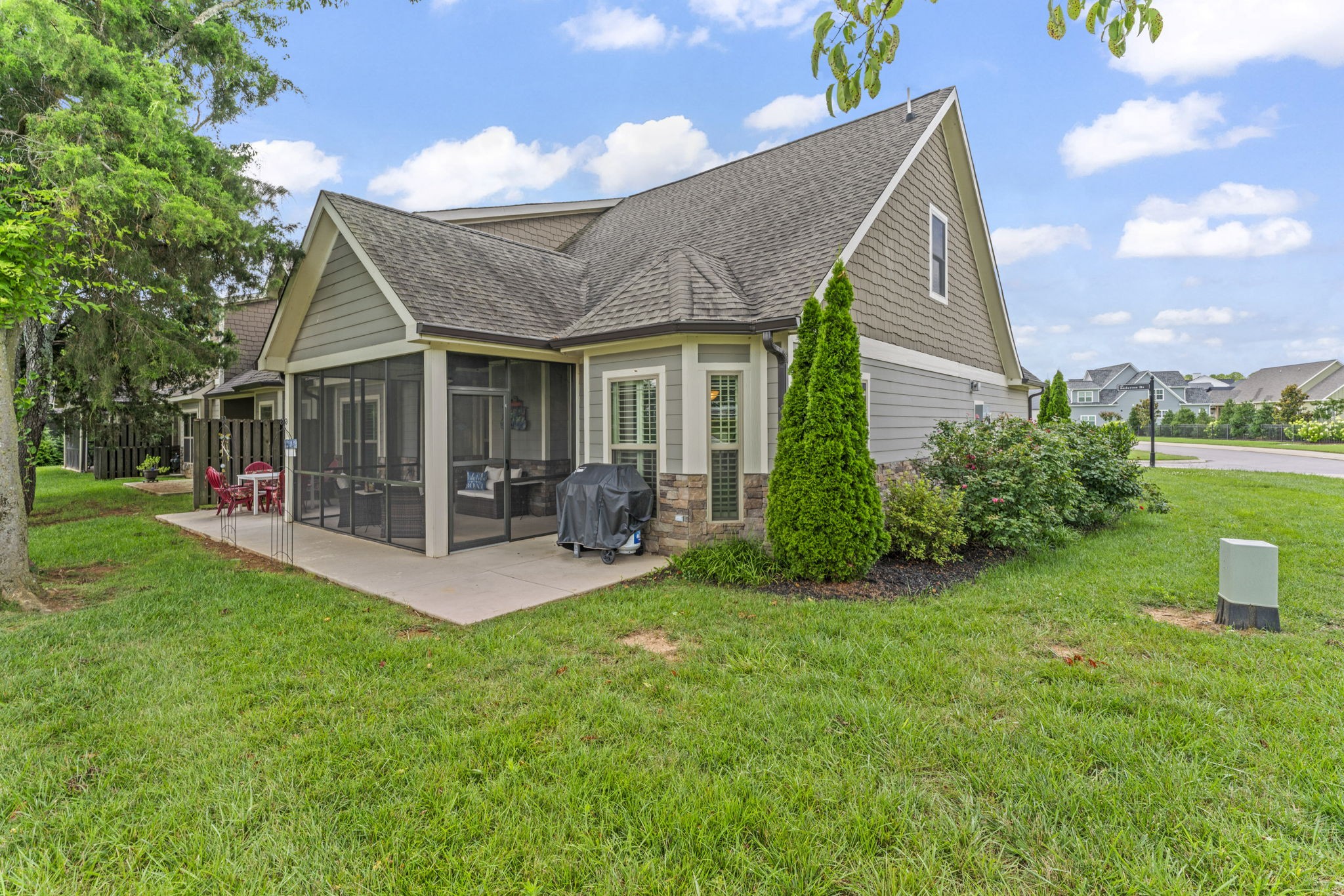 160 ANDERTON Drive Winchester, TN 37398 - Photo 9 of 41 a view of a house with a yard porch and sitting area