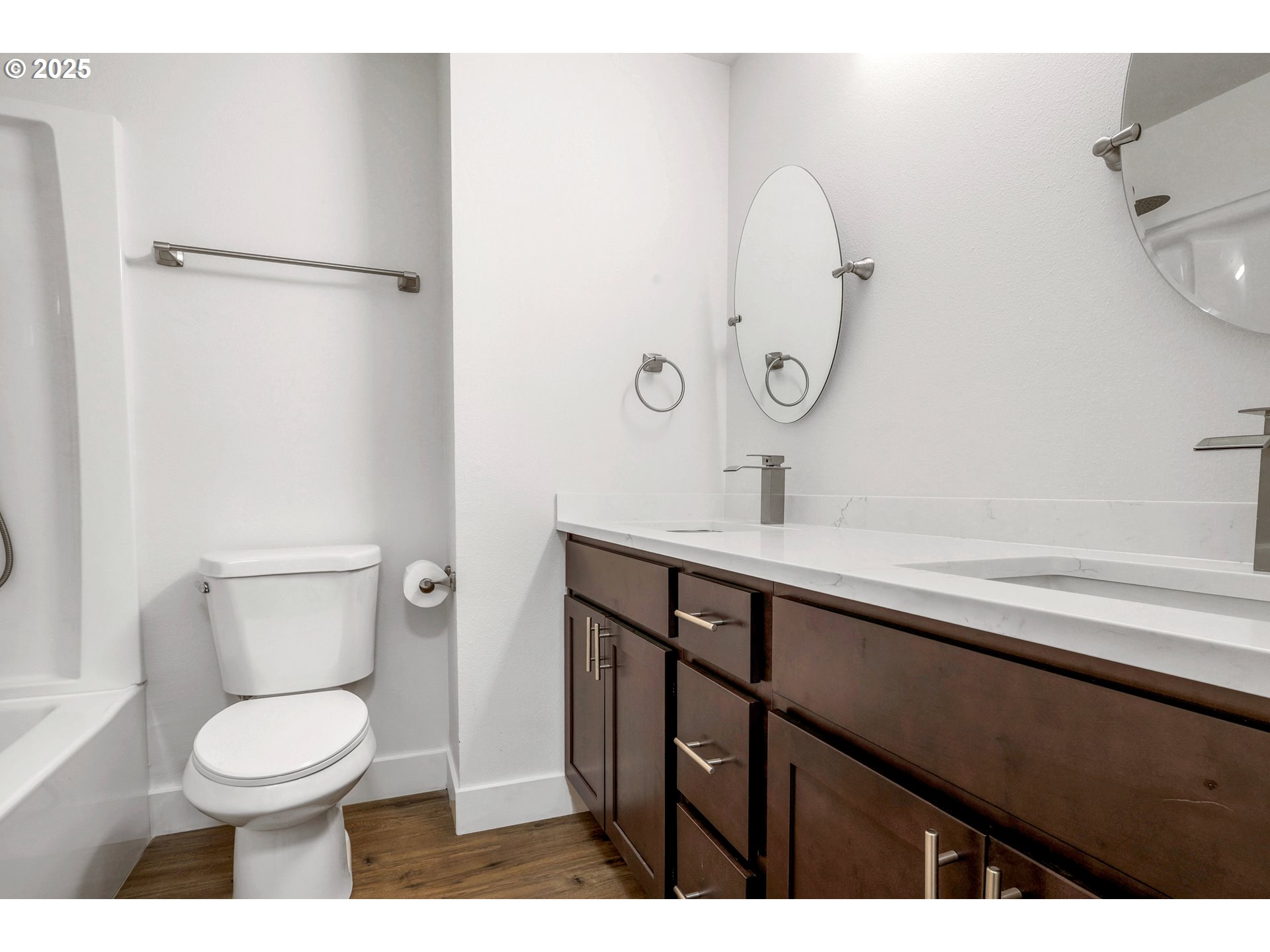 3941 Southwest Plum Street Portland, OR 97219 - Photo 12 of 20 Gallery Image 12