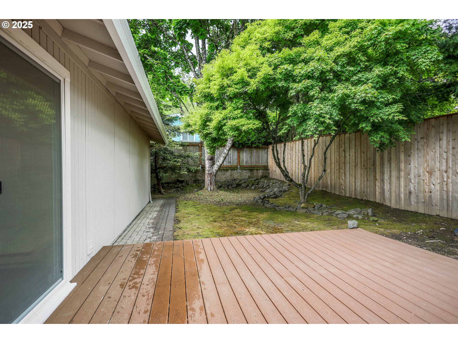 3941 Southwest Plum Street Portland, OR 97219 - Photo 17 of 20 Gallery Image 17