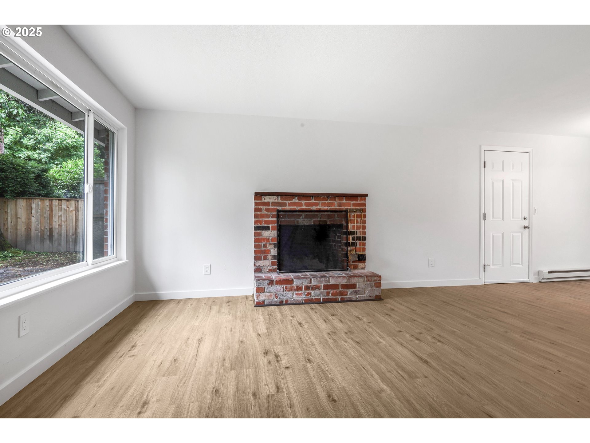3941 Southwest Plum Street Portland, OR 97219 - Photo 6 of 20 Gallery Image 6
