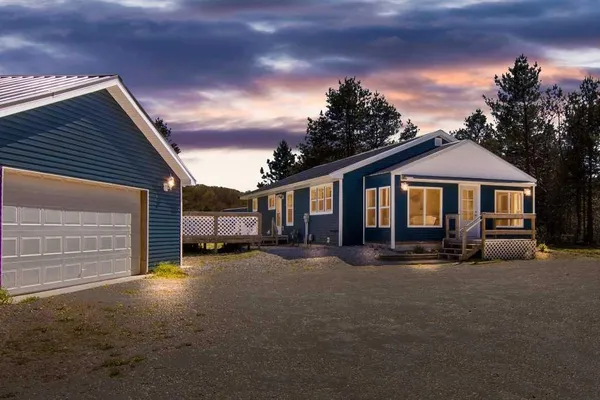 $437,000 | 17679 Fewins Road, Interlochen, MI 49643