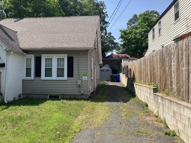 12 Carroll Street Springfield, MA 01108 - Photo 2 of 13