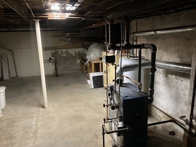 12 Carroll Street Springfield, MA 01108 - Photo 5 of 13