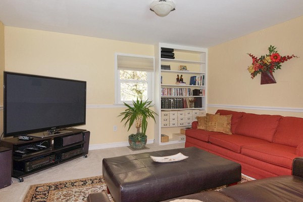 28 Mill Road Westborough, MA 01581 - Photo 8 of 28 Gallery Image 8