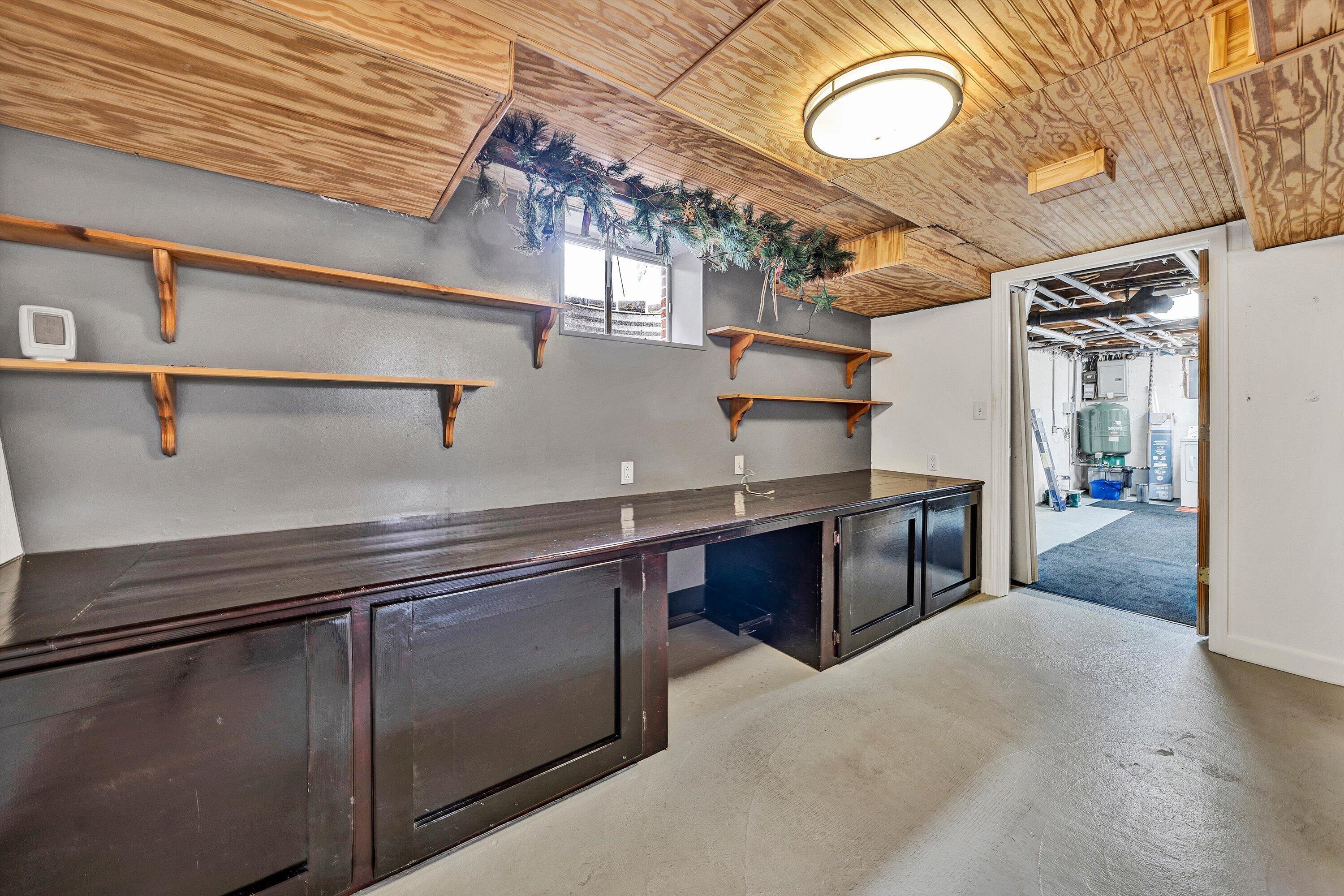 819 Sprinkle Road Fincastle, VA 24090 - Photo 34 of 52 33-DSC00380