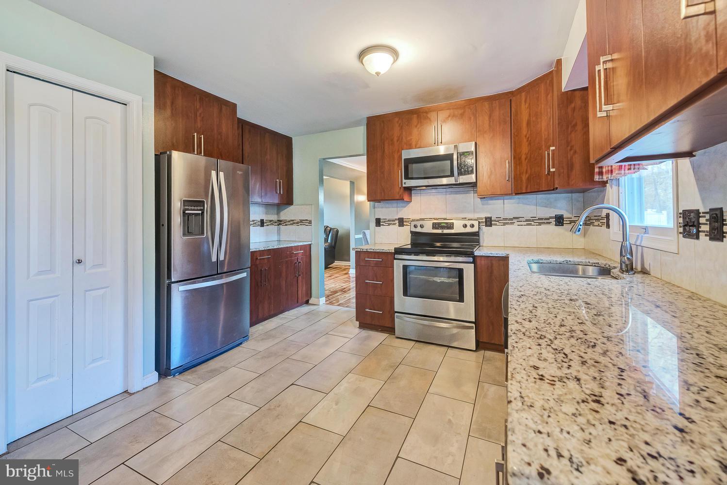 621 Monarch Ridge Road Frederick, MD 21703 - Photo 6 of 49