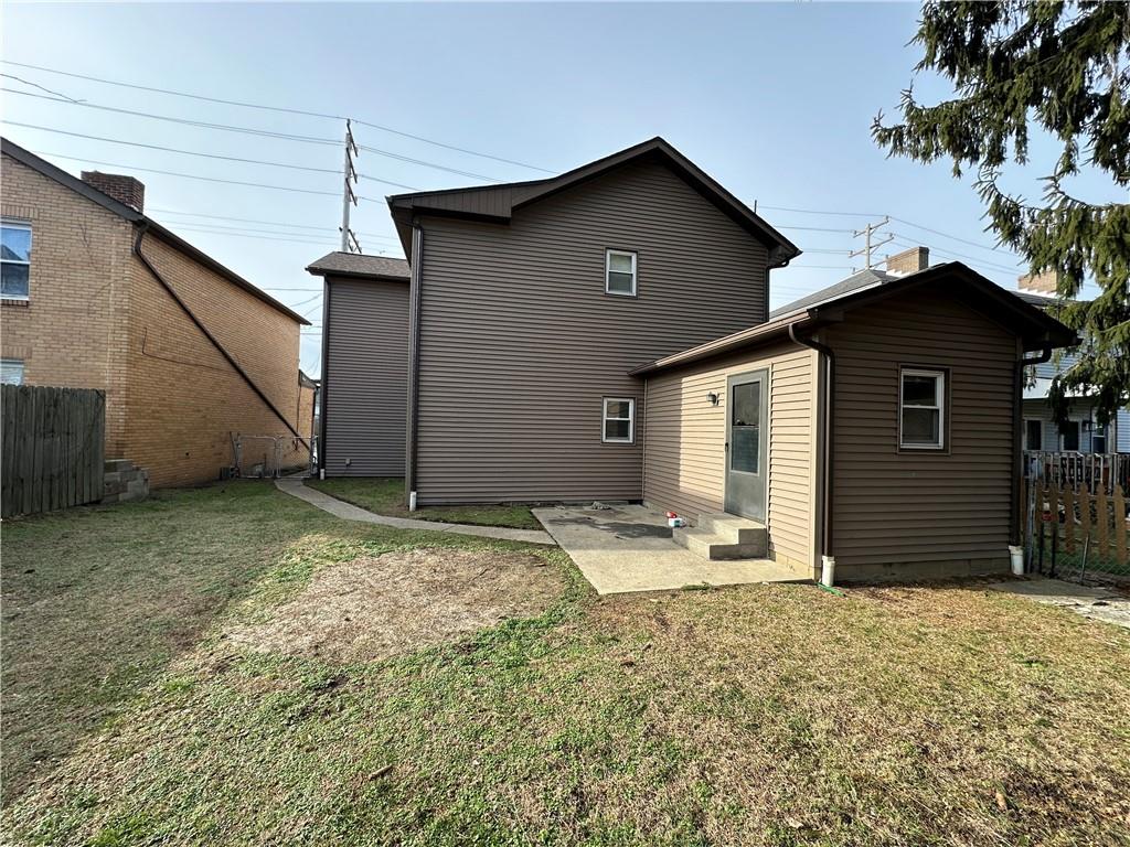 243 Pennsylvania Avenue Rochester, PA 15074 - Photo 9 of 18 a backyard of a house