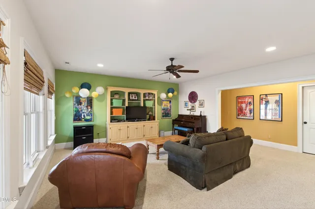 $1,095,000 | 137 Forked Pine Court, Chapel Hill, NC 27517