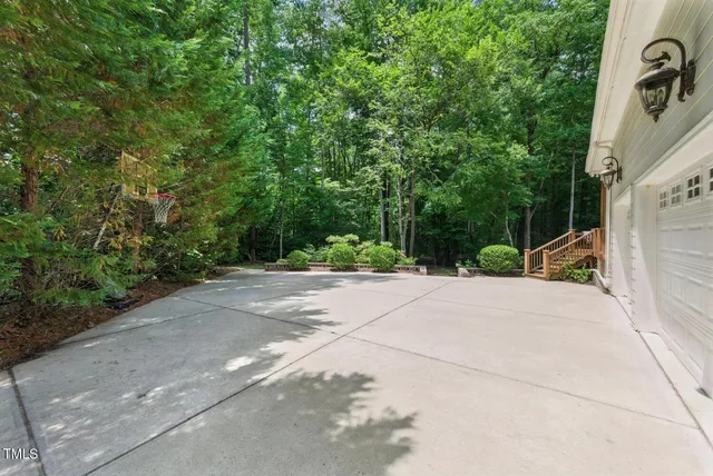 $1,095,000 | 137 Forked Pine Court, Chapel Hill, NC 27517