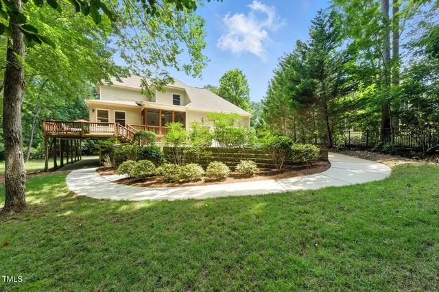 $1,095,000 | 137 Forked Pine Court, Chapel Hill, NC 27517